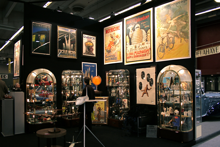 En vente :  SALON RETROMOBILE évolution àçores