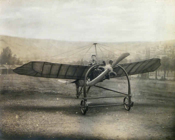 En vente :  Photographie de Mecanicien d'avion Bleriot