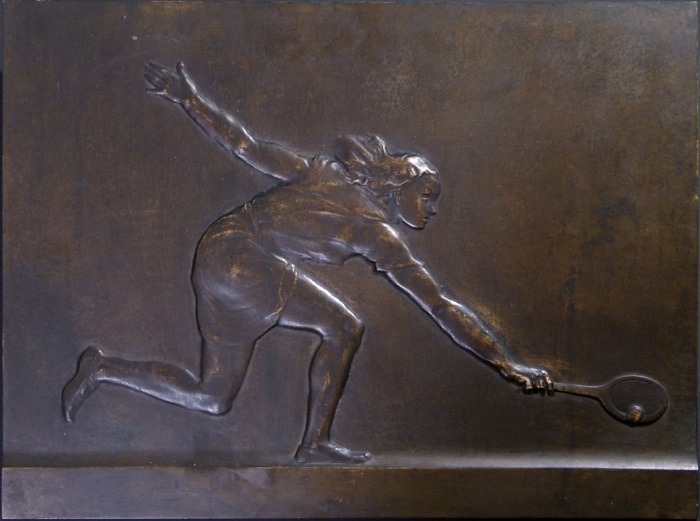 En vente :  TENNIS WOMEN GRANDE PLAQUE DECORATIVE  EN BRONZE