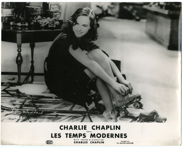 En vente :  PHOTO NOIR ET BLANC FILM LES TEMPS MODERNES CHARLIE CHAPLIN  ET PAULETTE GODDARD