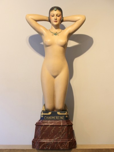 En vente :  CHARMEREINE MANNEQUIN PRESENTOIR PUBLICITAIRE  EN PLATRE POUR CORSET ET GAINE