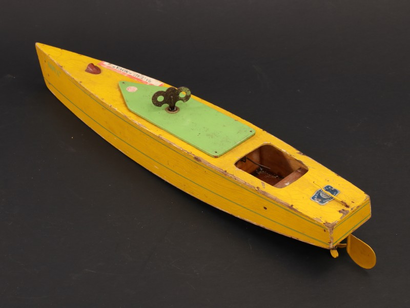 En vente :  NOVA GRAND CANOT RACER