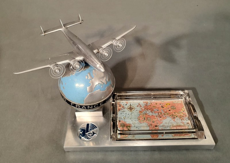 En vente :  CENDRIER MAPPEMONDE AIR FRANCE  RARE 1ere Version AVEC DECALCOMANIE M.M.E  ET LOGO AF BLEU