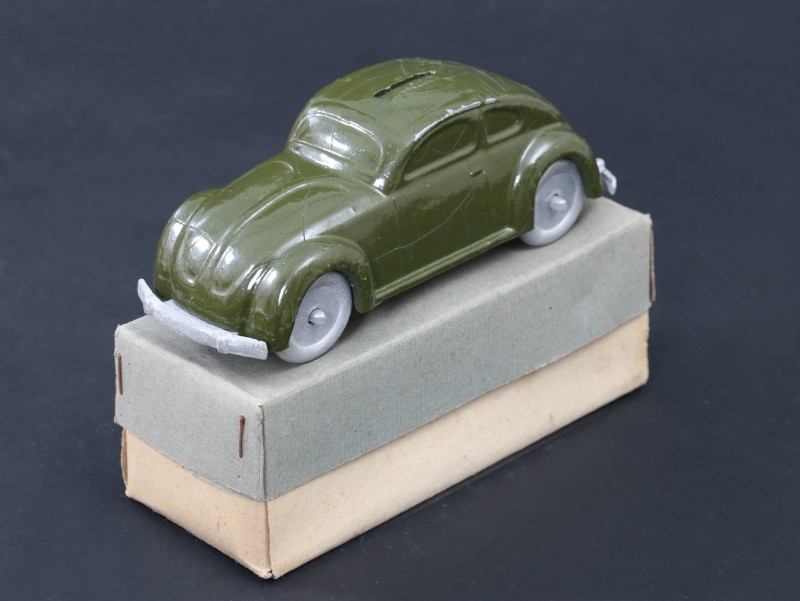 En vente :  TIRE LIRE VOLKSWAGEN COCCINELLE  PROTOTYPE DE 1938