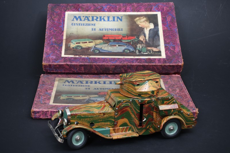 En vente :  MARKLIN AUTO MITRAILLEUSE BENZ AVEC BOITES D'ORIGINE