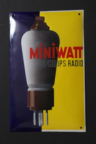 En vente :  PHILIPS MINIWATT RADIO