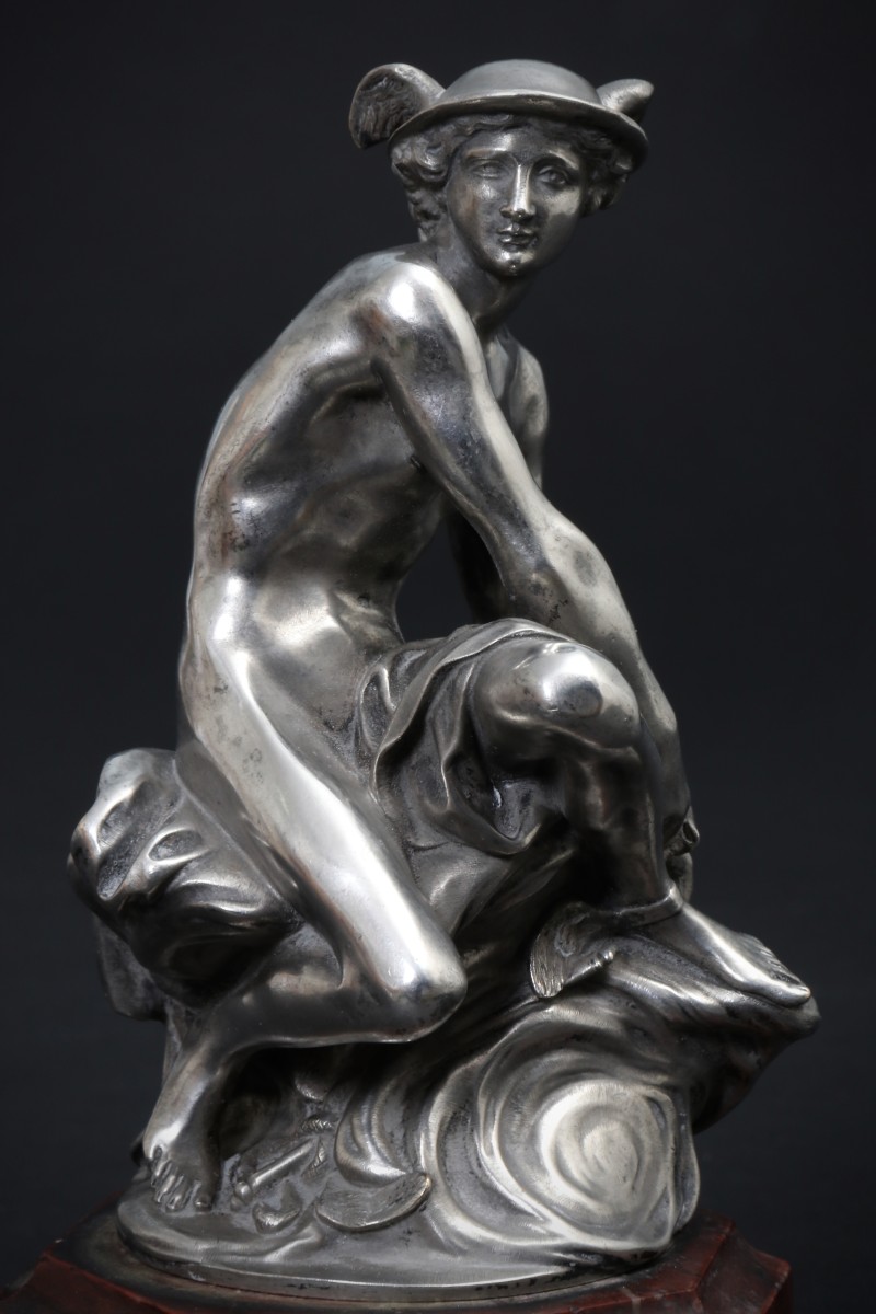 En vente :  PIGALLE MASCOTTE AUTOMOBILE HERMES