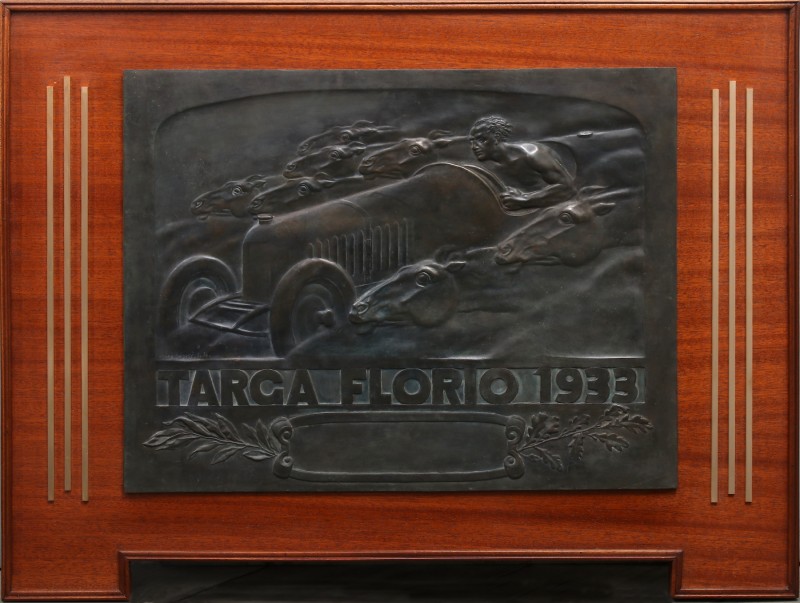 En vente :  TROPHÉE AUTOMOBILE  TARGA FLORIO  SICILE 1933 ALFA ROMEO 8C