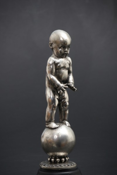En vente :  EQUILIBRE BÉBÉ A LA BOULE JACQUES RUHLMANN MASCOTTE AUTOMOBILE
