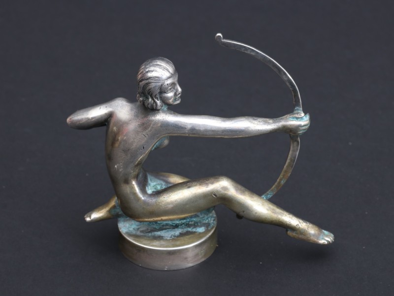 En vente :  AMAZONE ARCHERE   MASCOTTE  BRONZE ARGENT