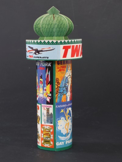 En vente :  KIOSQUE COLONNE MORRIS  TWA BY DAVID KLEIN  NEW YORK PARIS